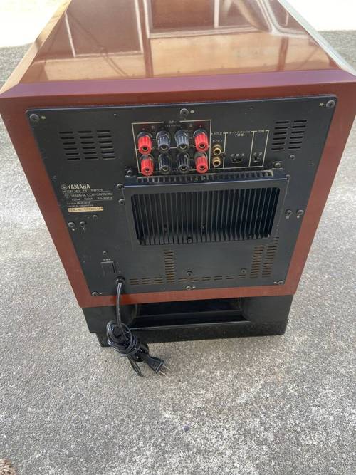 雅马哈 YST-SW315 有源低音炮评测：250W 强劲低频 经典家庭影院之选