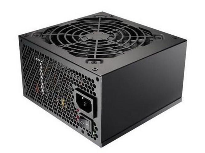 全模组电源线材连接细节，体现安装灵活性