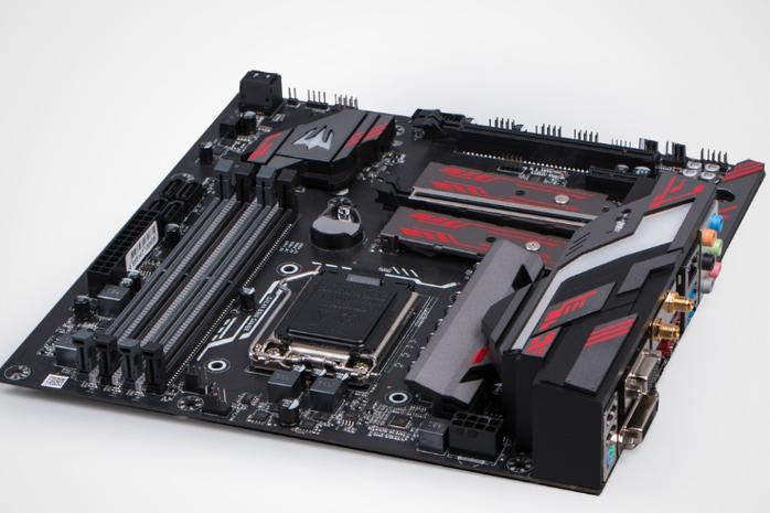 影驰B460 GAMER V2 vs 七彩虹BATTLE-AX B850M-GHA WIFI V14 深度对比