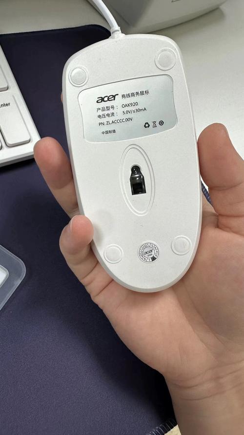 键鼠套装在办公环境中的散热表现