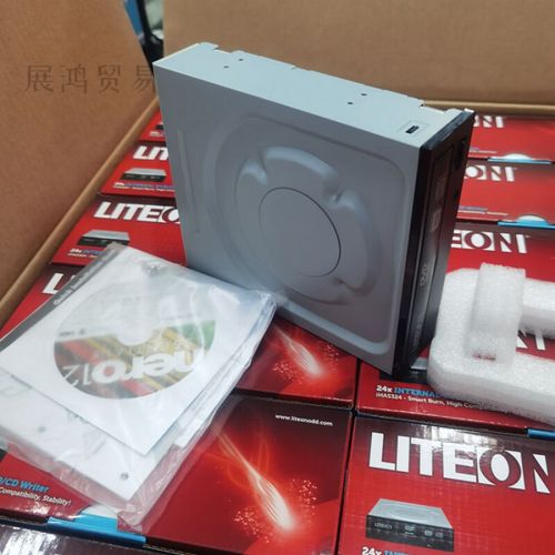 消费者选购电子产品