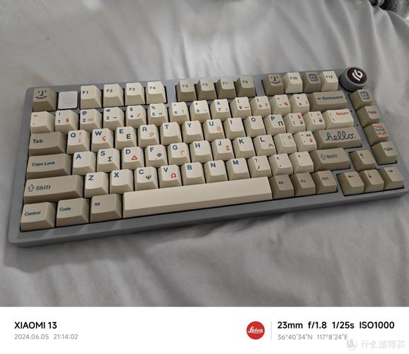 Mechanical keyboard close-up switches