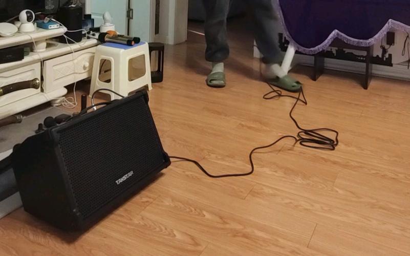 得胜OP8智能音箱评测：2.0声道与扩音功能兼备的桌面新宠