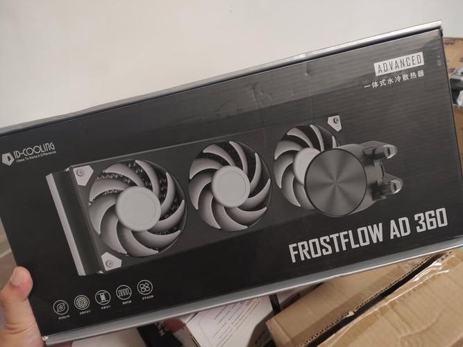 ID-COOLING FROSTFLOW AD 360 水冷散热器评测：性能与性价比兼得