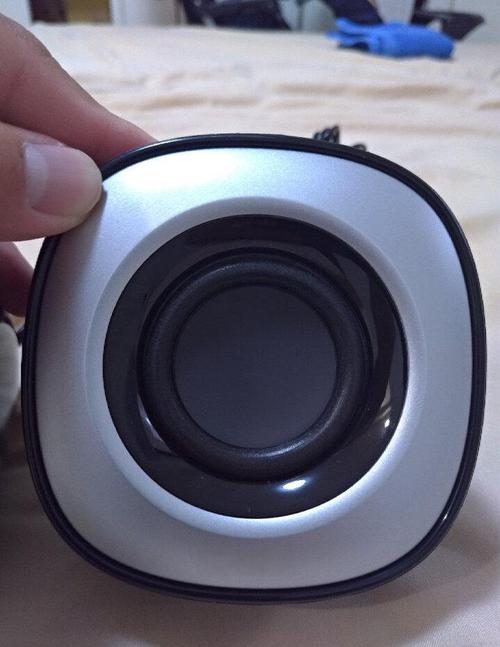 安静散热音箱