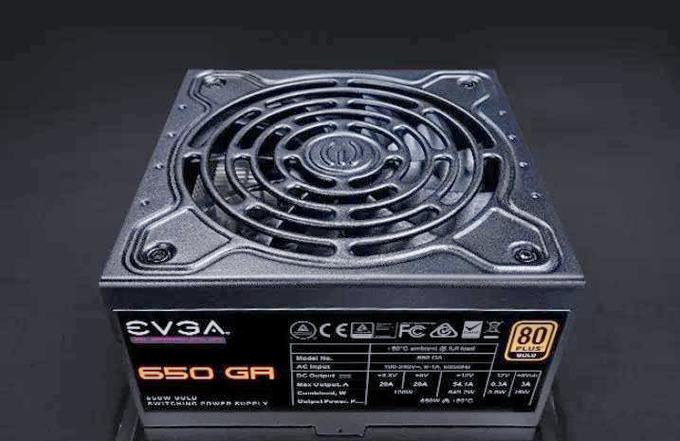 EVGA 1600W G+ 电源风扇散热设计