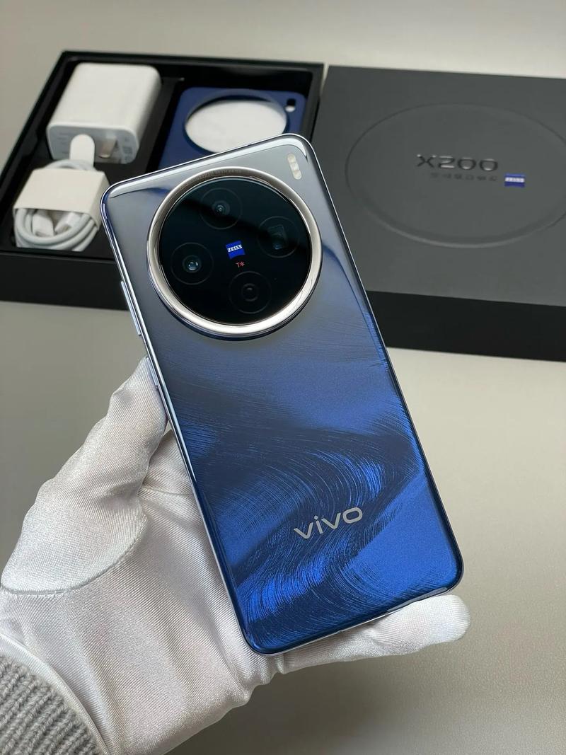 趣器屋x20 vs 西部数据监控硬盘 500GB 深度对比