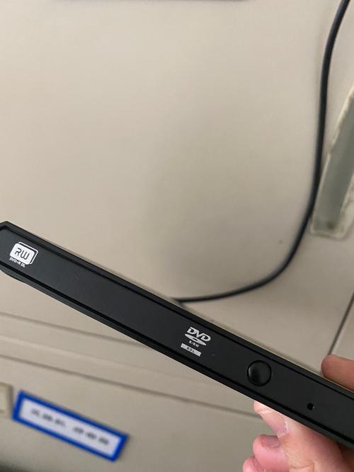 建兴eBAU108侧面接口特写