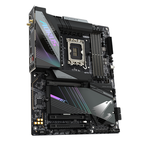 技嘉X299 AORUS Ultra Gaming Pro散热装甲