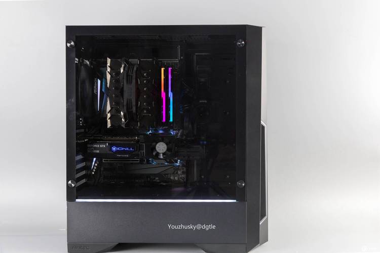 安钛克暗黑系夜行者 DP501 vs 酷冷至尊魔甲兵战斗版 深度对比