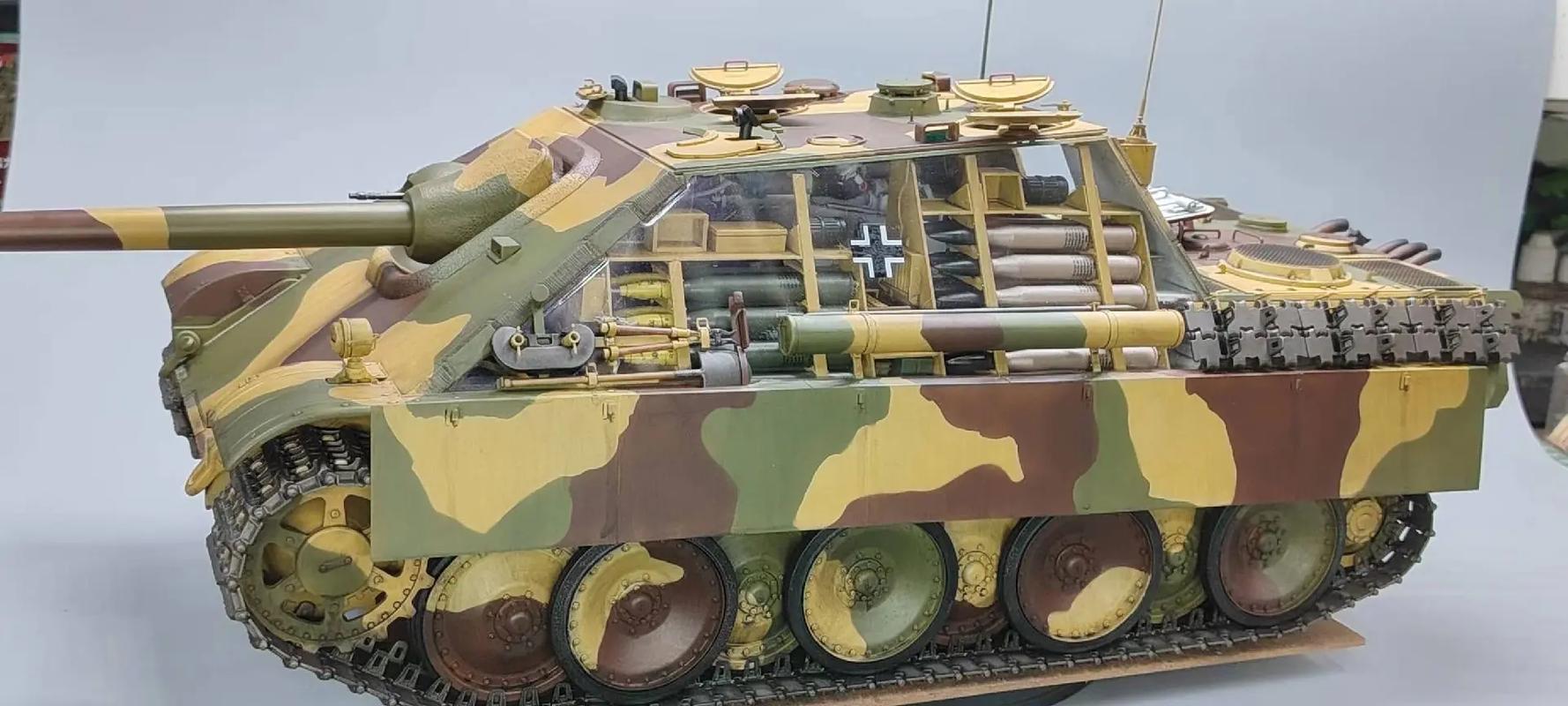 伽酷猎豹 HG-658B vs 航嘉冷静王冰河 深度对比