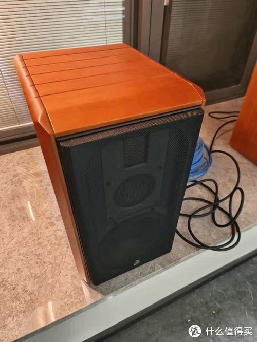 用户拆箱安装音箱