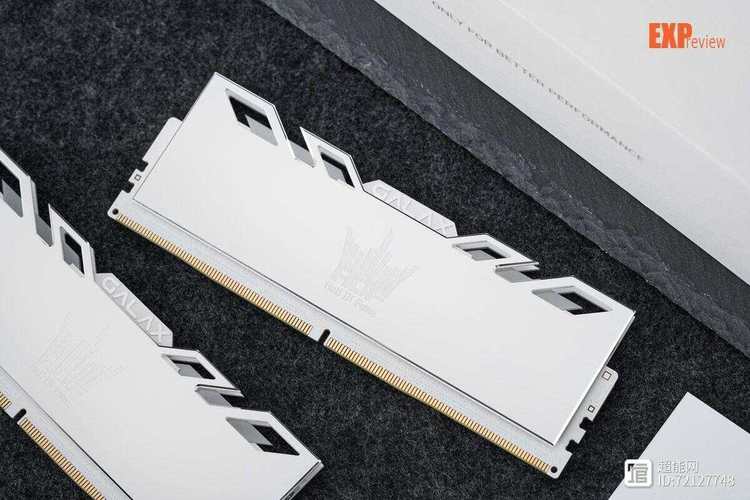 DDR5内存条规格细节展示