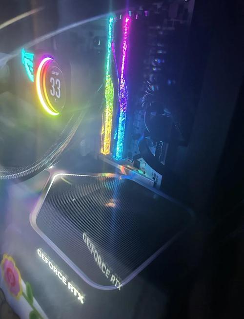 电脑内存条规格细节展示