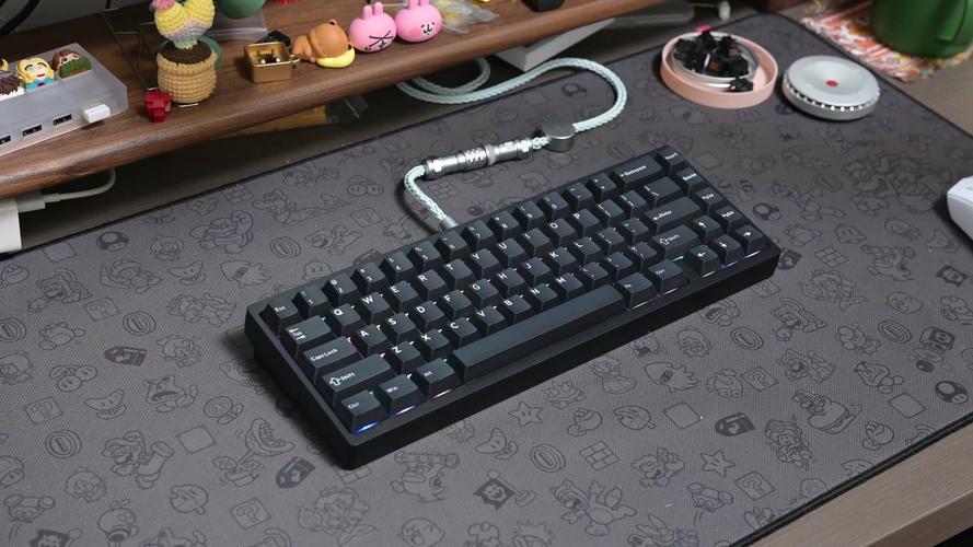 维咖Lucky65 V2键盘充电接口