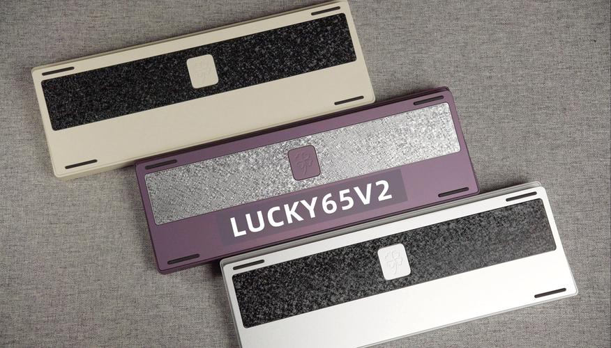 维咖Lucky65 V2键盘桌面搭配