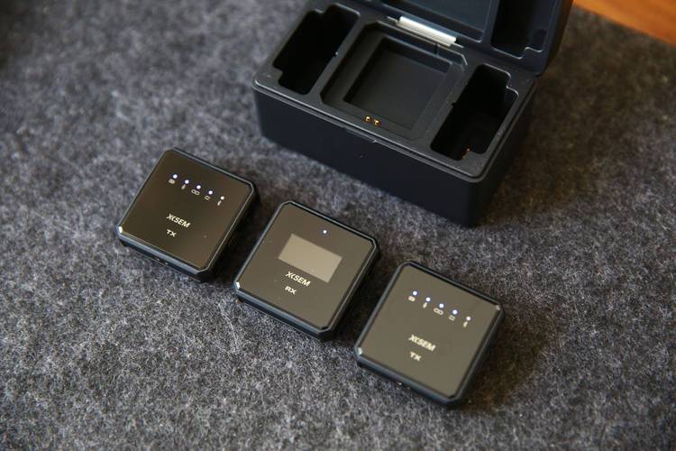 鼠标侧面对称设计