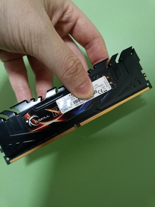 DDR4 内存运行基准测试