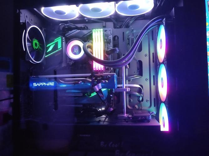 电脑硬件RGB组件规格展示