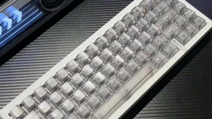 MelGeek REAL67 TTC太阿轴评测：67键小钢炮，RGB热插拔全能王