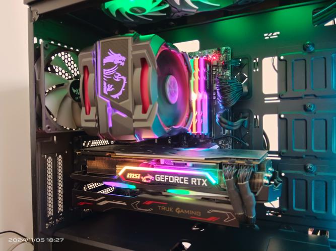 DDR4内存模块正面视图