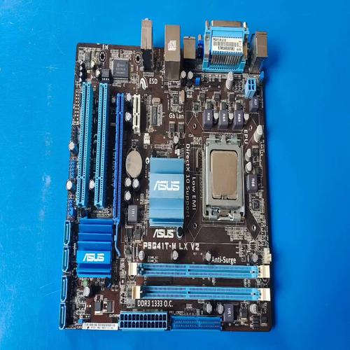 主板芯片组特写