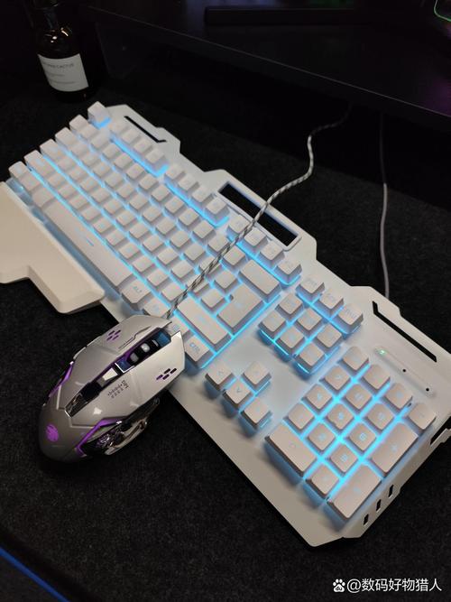 Gaming with Guibu keyboard and mouse