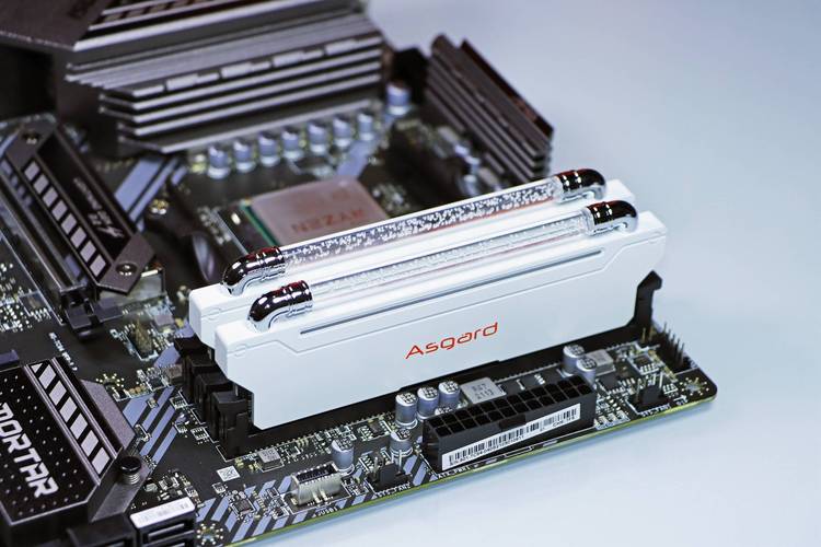 阿斯加特洛基 LOKI 2×8GB DDR4 4000 B-die C16 内存评测：高频RGB美颜性能党首选