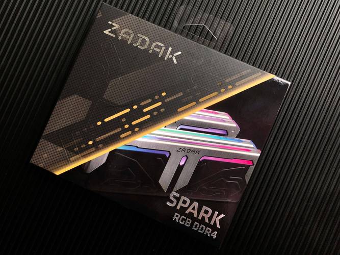 PC 组装内存安装