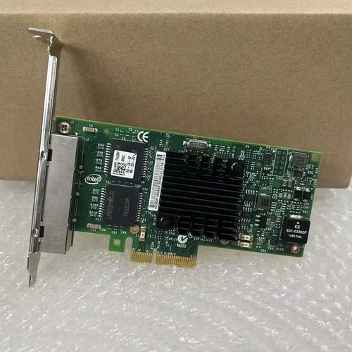 服务器机箱中的网卡安装示意