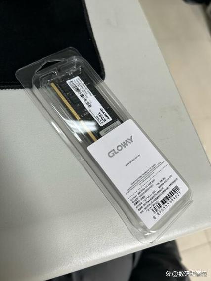光威战将64GB固态硬盘外观