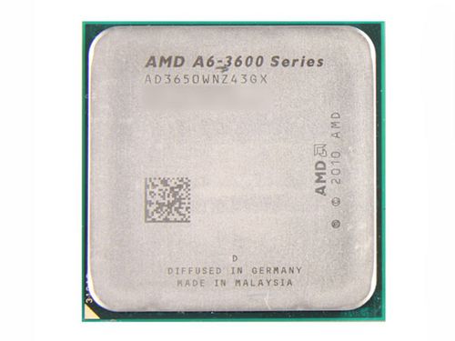 桌面 CPU 安装在主板上