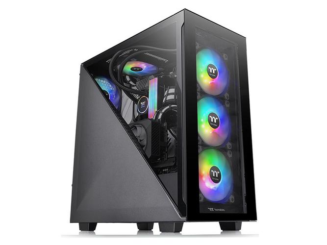 PC case with glass side panel