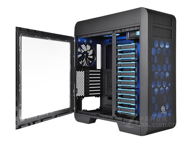 Tt Core V71 TG全塔机箱深度评测：极致扩展与散热设计