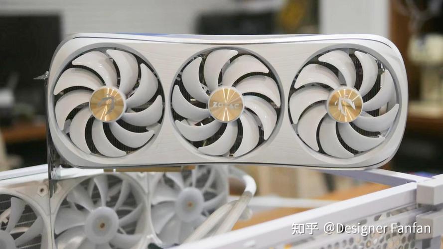 联合创新49C1G背部散热孔