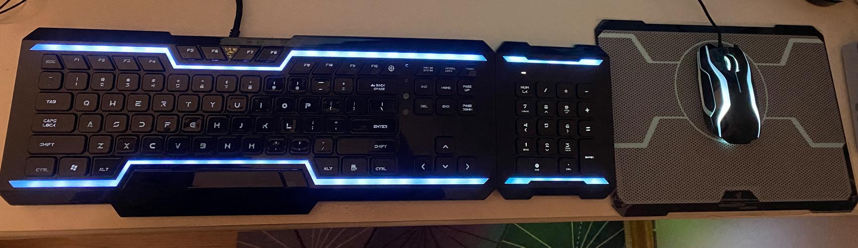 Razer 创战纪键盘规格细节