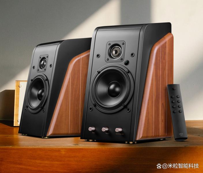 音箱内部功放与散热结构