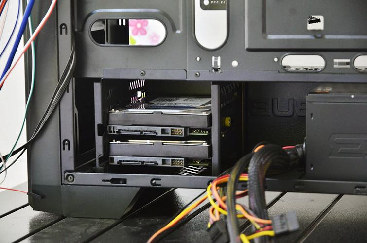 PC cooling fans and water cooling