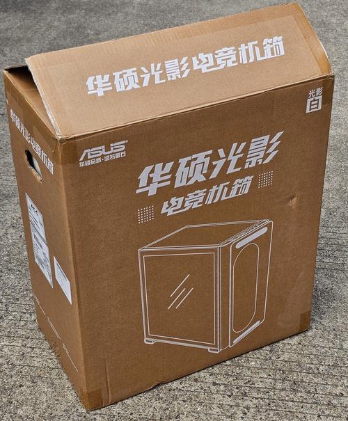防尘网与散热系统细节