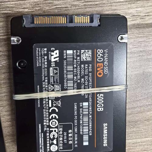 三星860 EVO固态硬盘外观