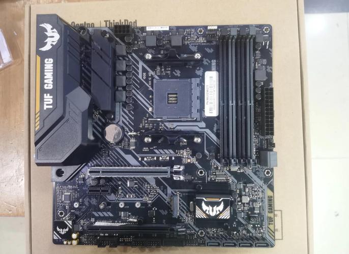 华硕PRIME B450M-A主板外观