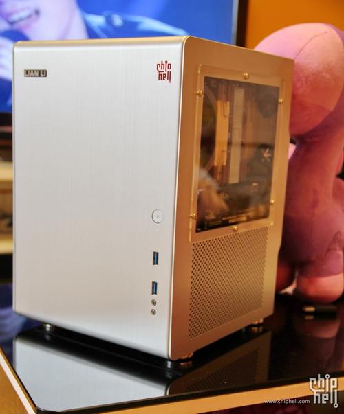 小型ITX机箱核心硬件规格展示