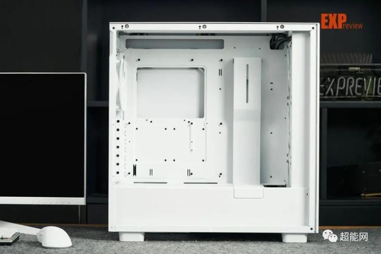 NZXT H7 Flow RGB 完整装机展示