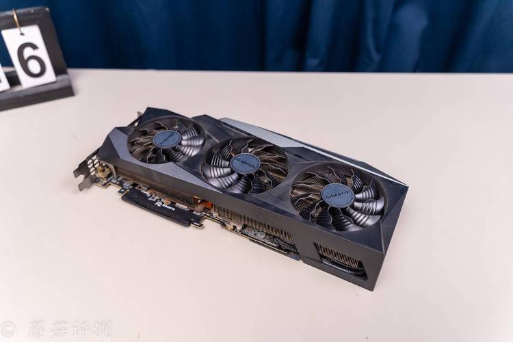 Graphics card triple fan cooling system