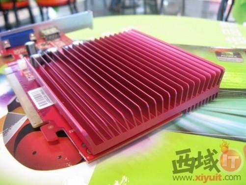 耕昇 GF210显卡在PC中的安装建议