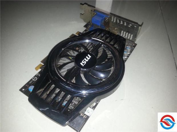 微星R6750散热风扇工作状态