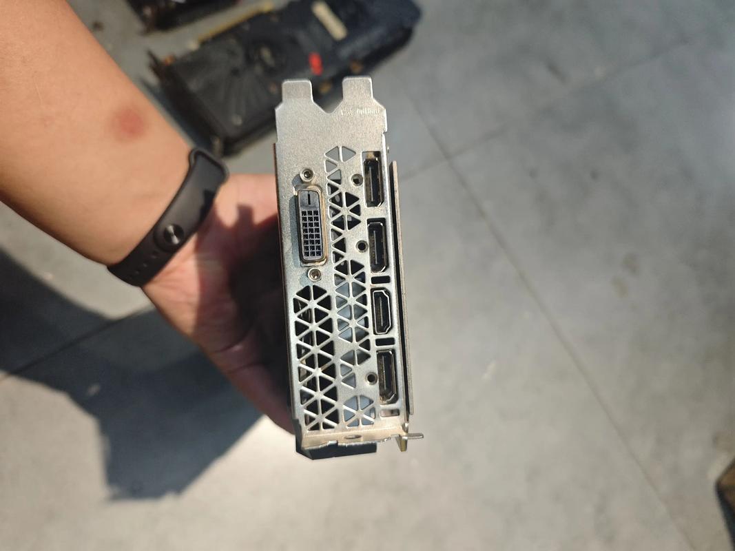 显卡散热系统
