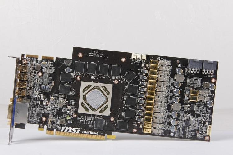 XFX讯景FX-797A-TDB 双酷魂黑卡深度评测：极致设计与稳定性能兼备