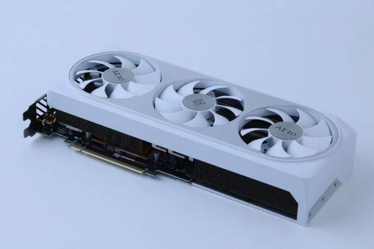 PC主机内部显卡安装美学