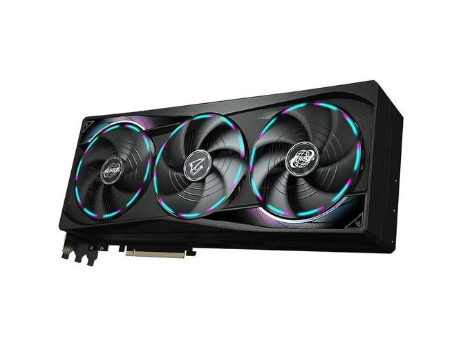技嘉RTX 5090冰雕 OC深度评测：Blackwell旗舰显卡的极致冰霜美学与性能爆发